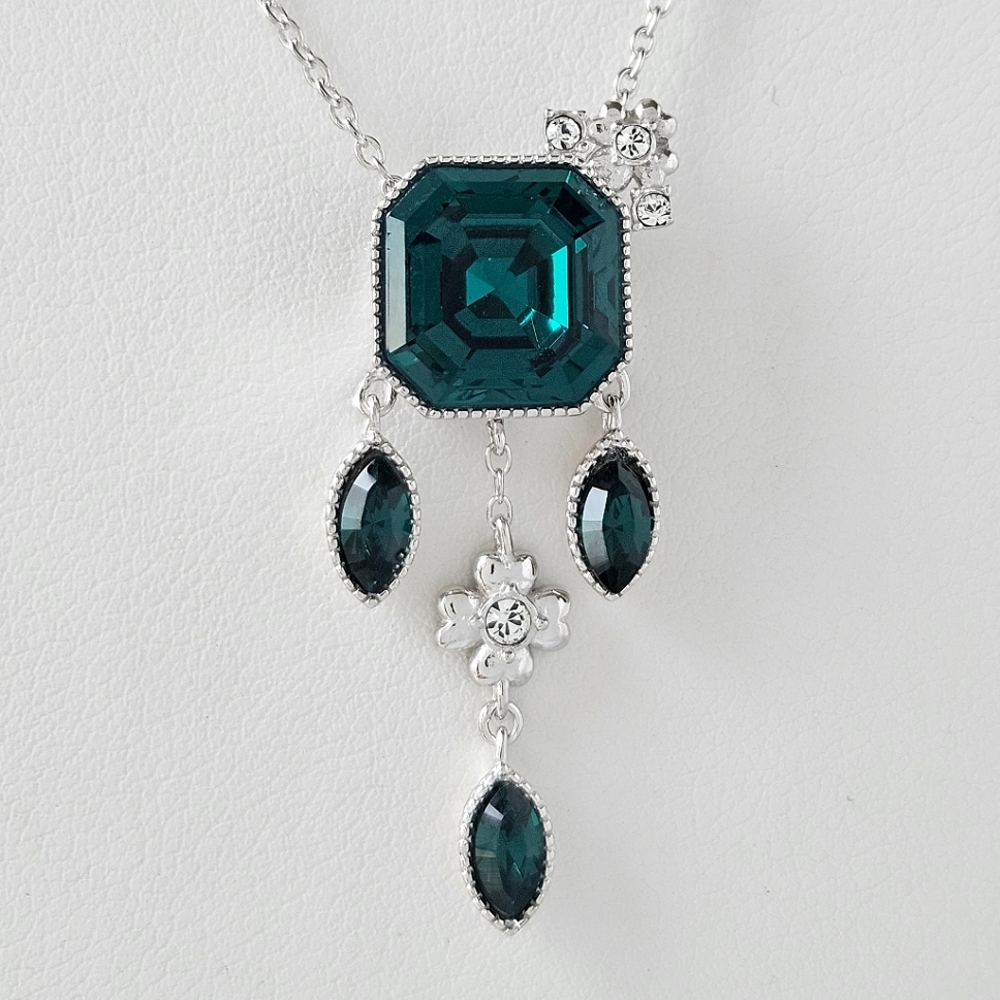 Official Swarovski Crystal Green Emerald Necklace, 925 Sterling Silver